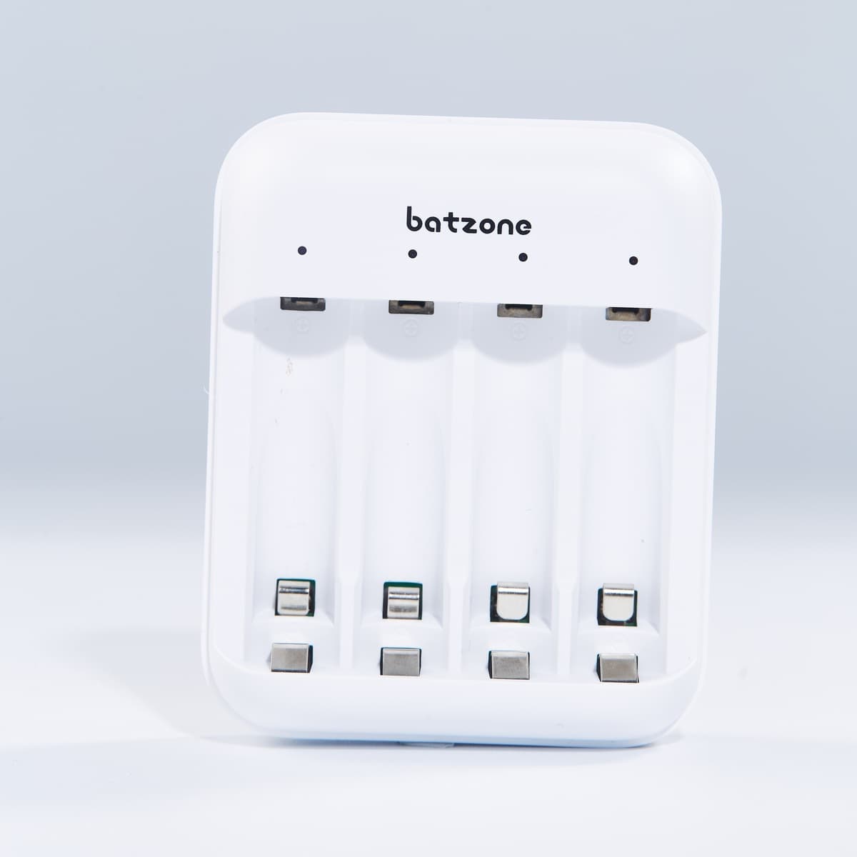 Batzone 4-Slot Ni-MH Smart Battery Charger (AA/AAA), view 6