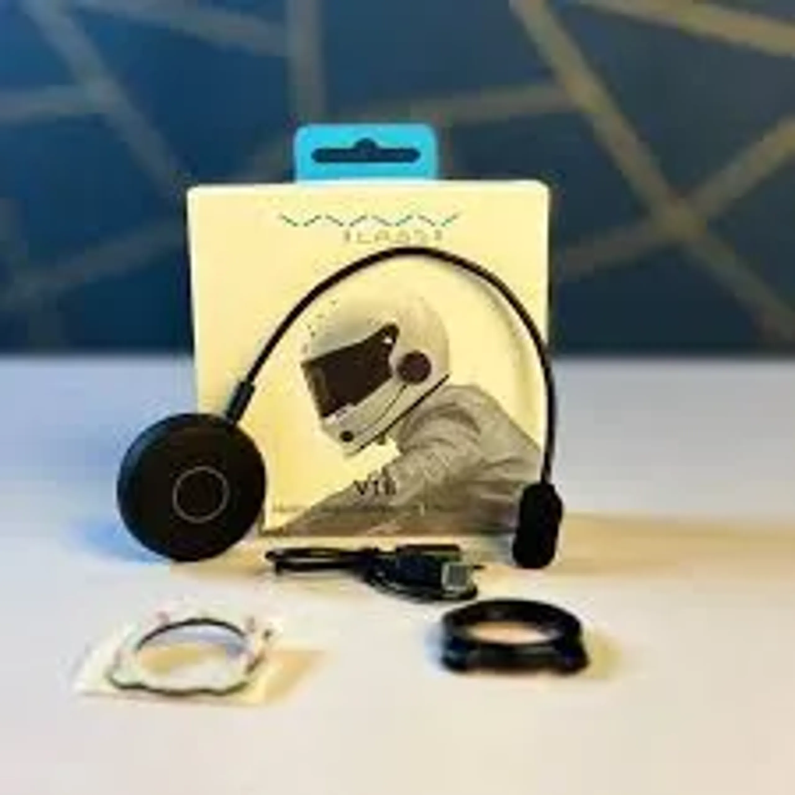 Vyvylabs V18 Helmet Bone Conduction Headset