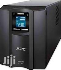 APC SMART-UPS 2200VA LCD 230V